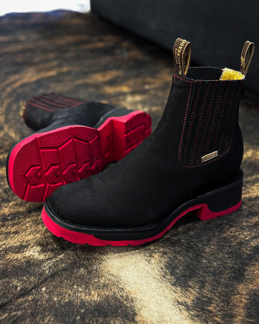 BOOTS ZEUS RED DEVIL SR .