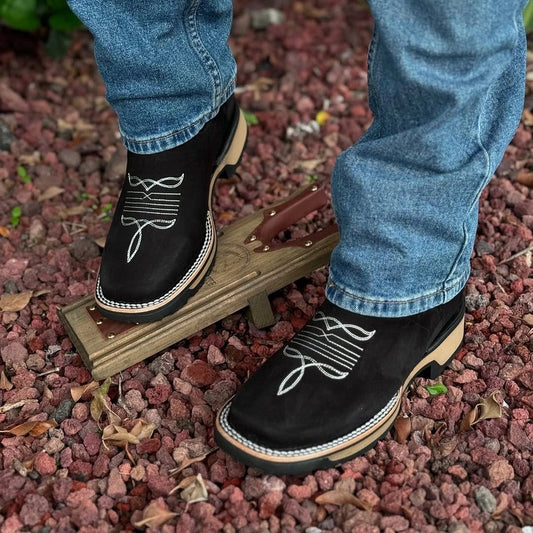 Blcak Nobuck Leather Botin - 3D Sole Composite Toe