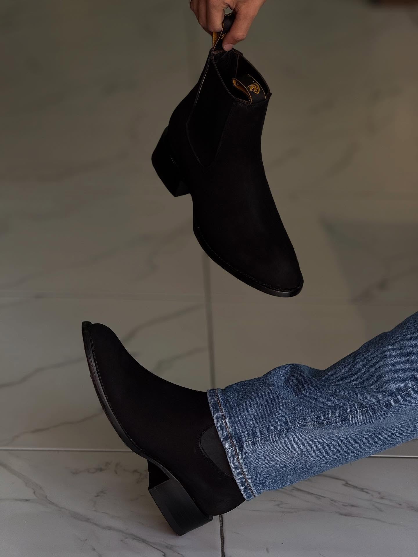 Elegant Men's Ankle Boots